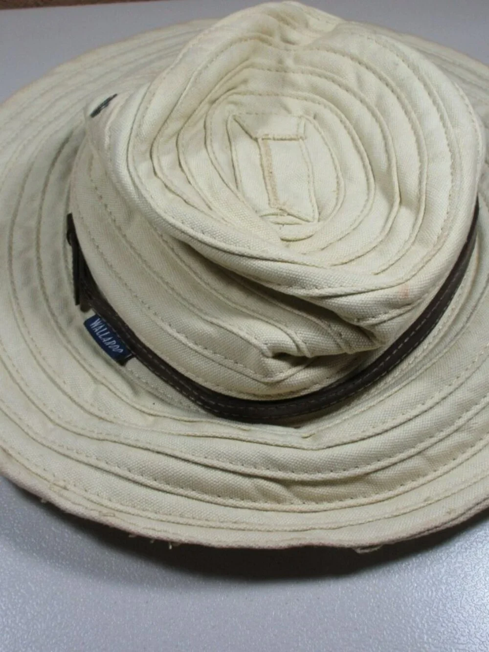 Wallaroo womens beige canvas Fraser vented Sun Beach hat OS